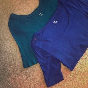 EUC Bundle of Gap Tops (blue & green)
